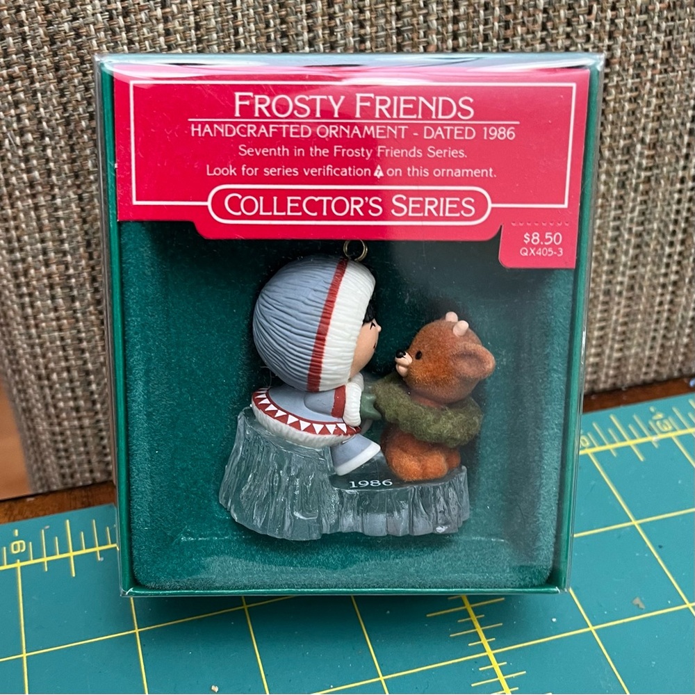 Mint Condition 1986 Frosty Friends #7 - with baby reindeer